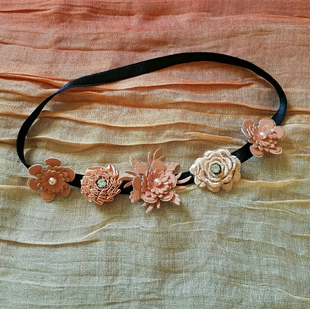 Maurices Rosegold Flower Stretch Headband