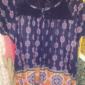 Cute boutique blouse