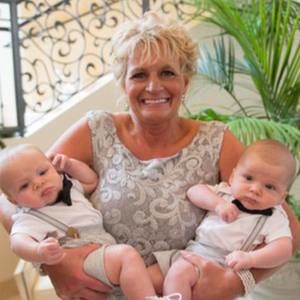 Meet your Posher, Karrie