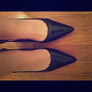 Black circa Joan & David pumps