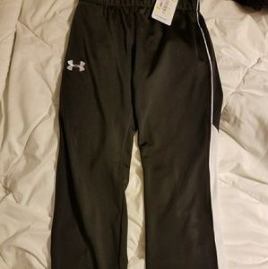 Youth Medium Under Armour Pants NWT