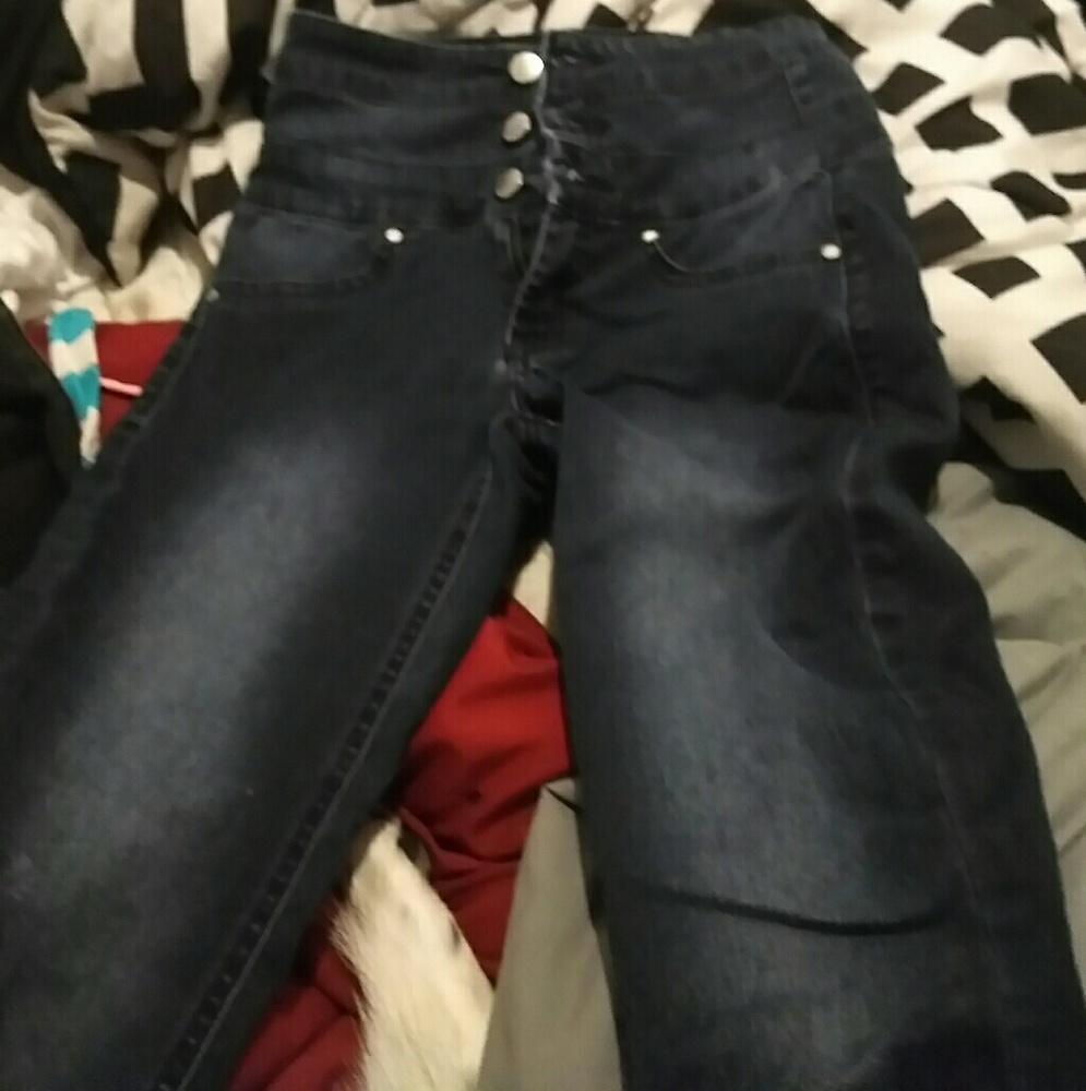 Size 0 Tinseltown jeans