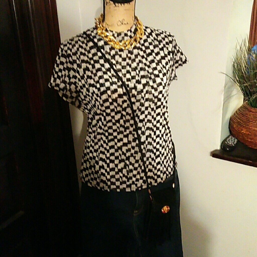 Idlentity by Lord and Taylor Top