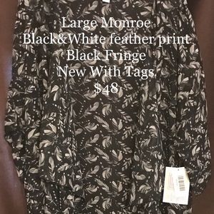 Large Monroe-black w/feathers-new w/tags