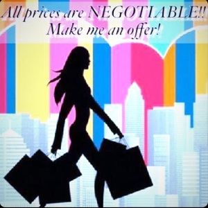 💕MAKE ME AN OFFER💕