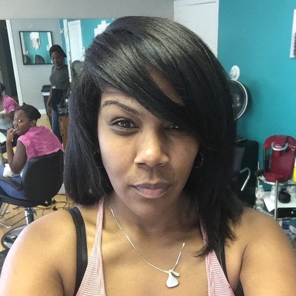 Meet your Posher, Tracy - Picture 3 of 7