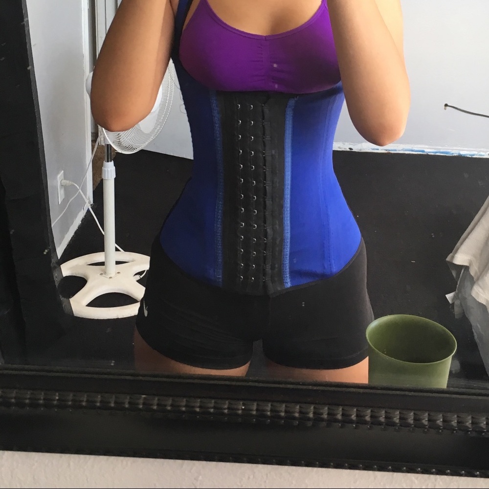 Ann Cherry Waist Trainer xs