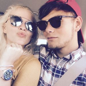 Meet your Posher, Hiatt