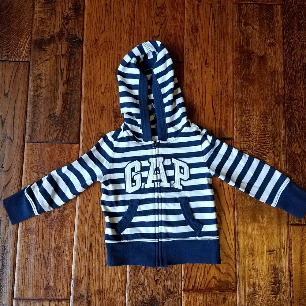 GAP hoodie
