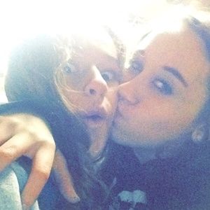 Meet your Posher, Makayla