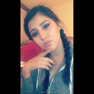 Meet your Posher, Yareli