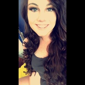 Meet your Posher, Haley