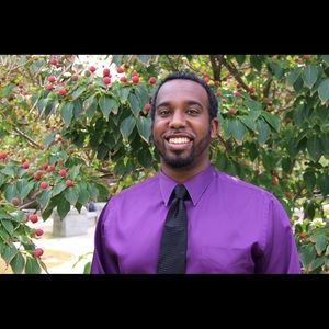 Meet your Posher, Ezana