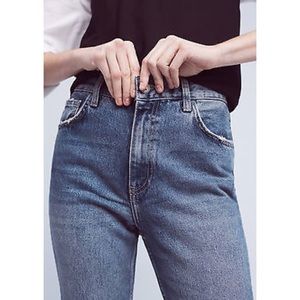 Pilcro Tilde Ultra high-rise cropped jeans