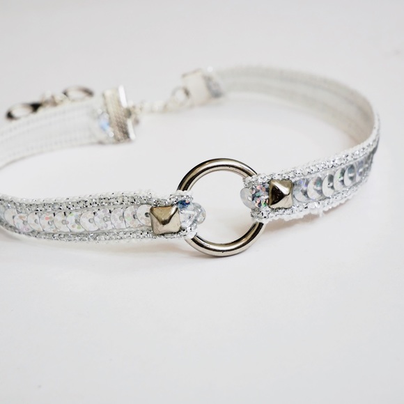 💎NEW💎 Holographic Sequin Studded O-Ring Choker - Picture 4 of 6