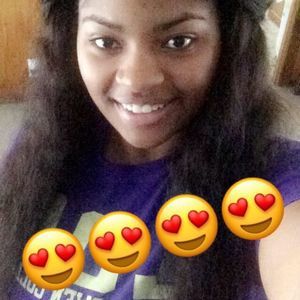 Meet your Posher, Gloria