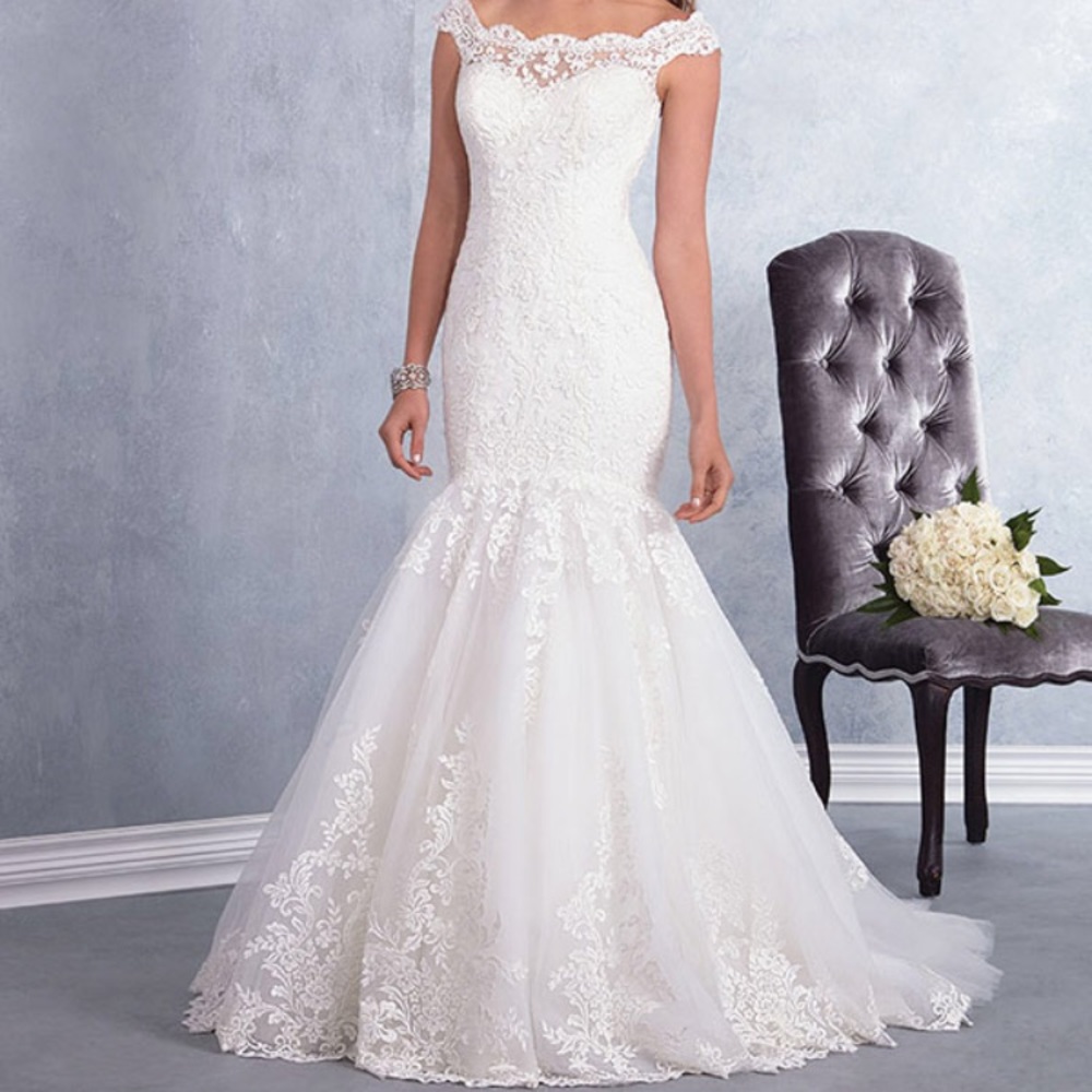 Alfred Angelo White Wedding Dress Size 24 New