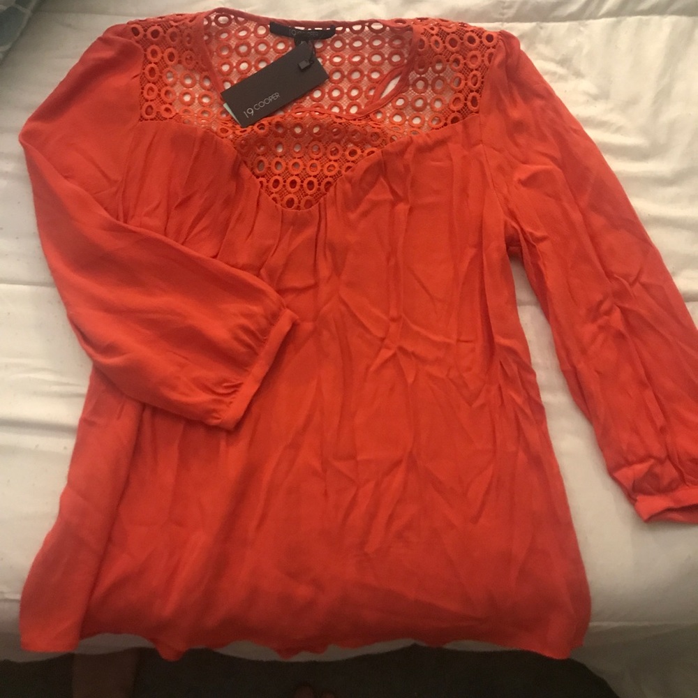 Coral chiffon 3/4 sleeve shirt