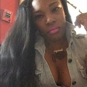 Meet your Posher, April