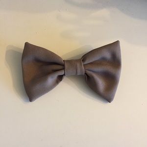 American Apparel Bow