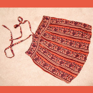 Flowy halter top NWOT