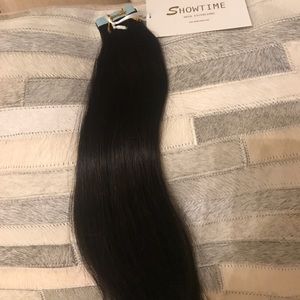 NWT 18" inch Tape In Hair Extensions Color 2