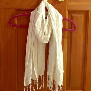 Cream scarf with silver shiny stripes