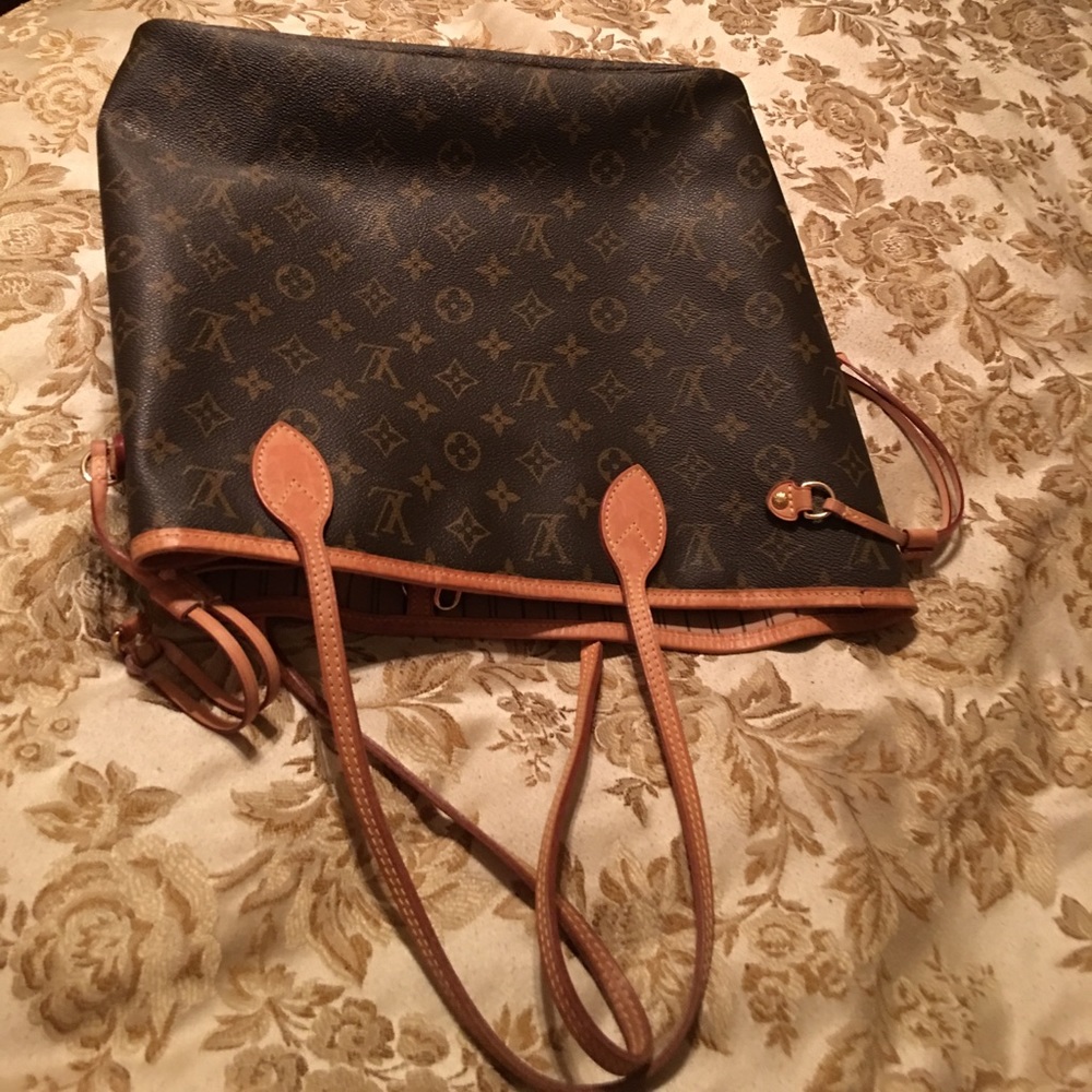 Used NF LV Authentic ...