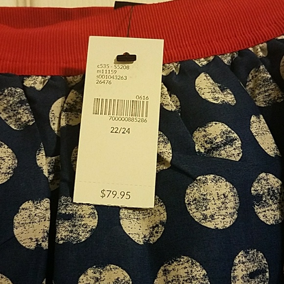 ^Navy polka dot skirt - Picture 2 of 3