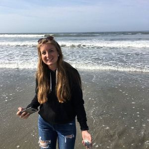 Meet your Posher, Lauren