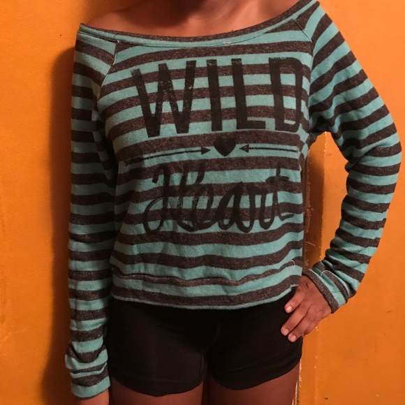 Black and Teal long sleeve shirt - Picture 3 of 4