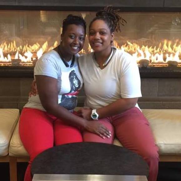 Meet your Posher, Eboni - Picture 1 of 1