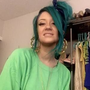 Meet your Posher, Aimee