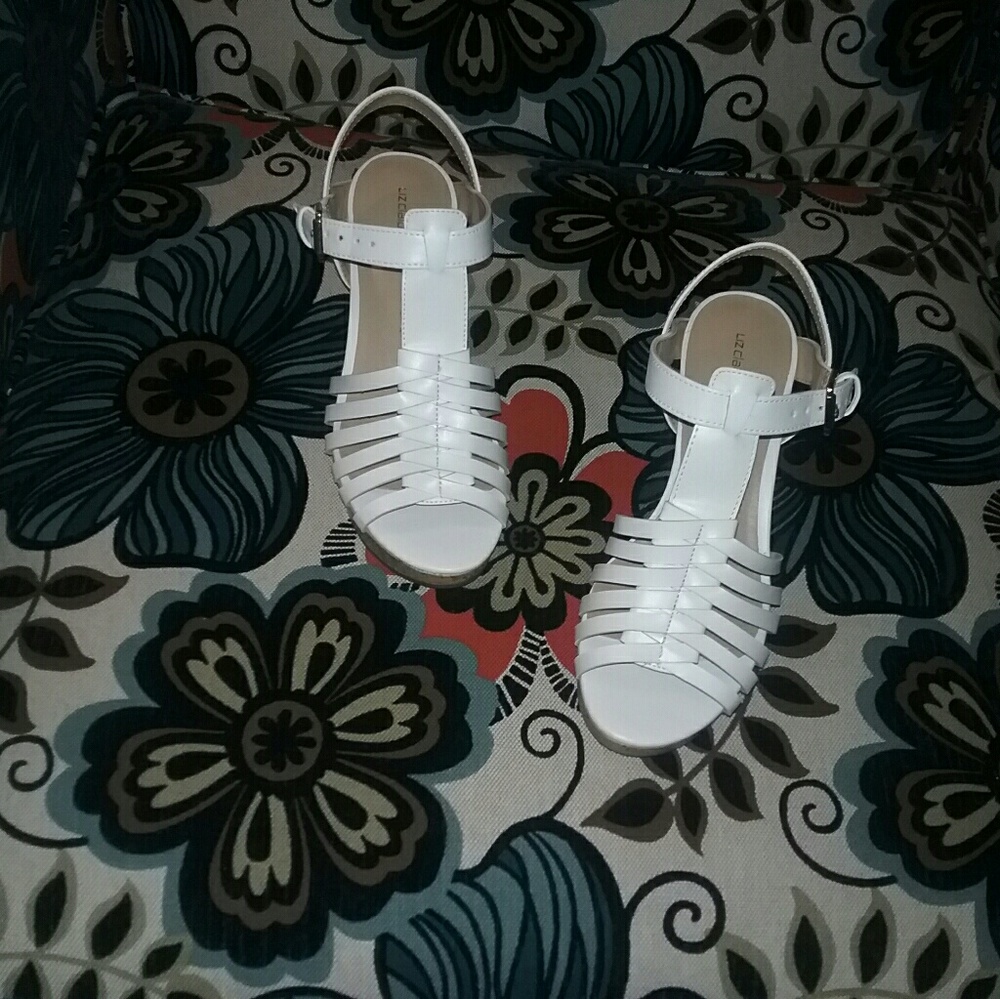 Brand new without tags Liz Claiborne wedges