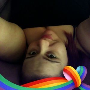 Meet your Posher, Monique