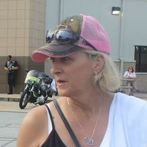 Meet your Posher, Lori