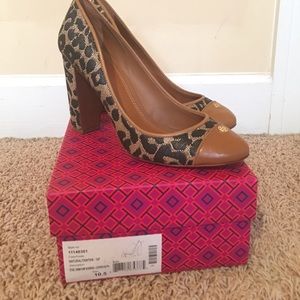 Tory Burch Leopard Pump
