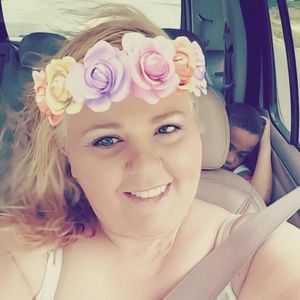 Meet your Posher, Tera