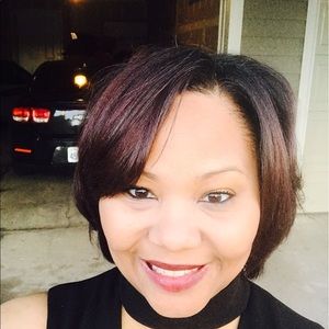 Meet your Posher, Kimberly