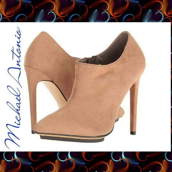 Michael Antonio Shoes - 2×HP 1/15-3/1 #TURNHEADS Gorgeous Michael Antonio❤