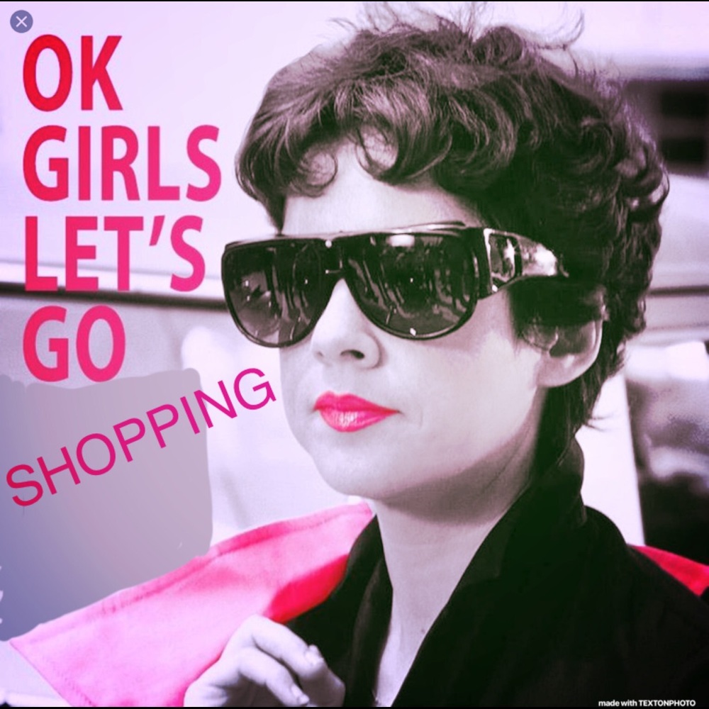 Shop Til You Drop!⭐️