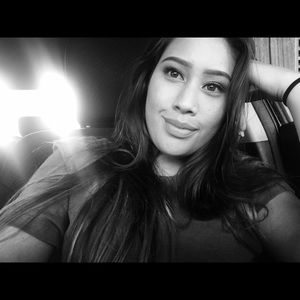 Meet your Posher, Tiarah