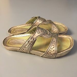 Earth Couture Leela sandals