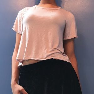 BABY PINK CROPPED TEE