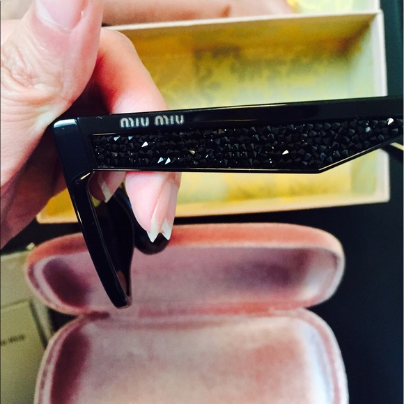 Authentic Miu Miu Cat Eye 07RSA Sunglasses. main image 7