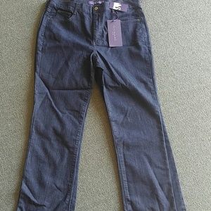 14 Gloria Vanderbilt jeans
