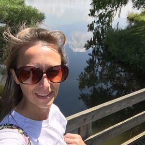 Meet your Posher, Renee