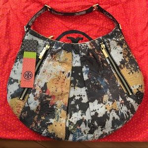 NWT Tory Burch Steffi Hobo
