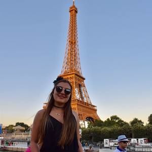 Meet your Posher, Maria lucia