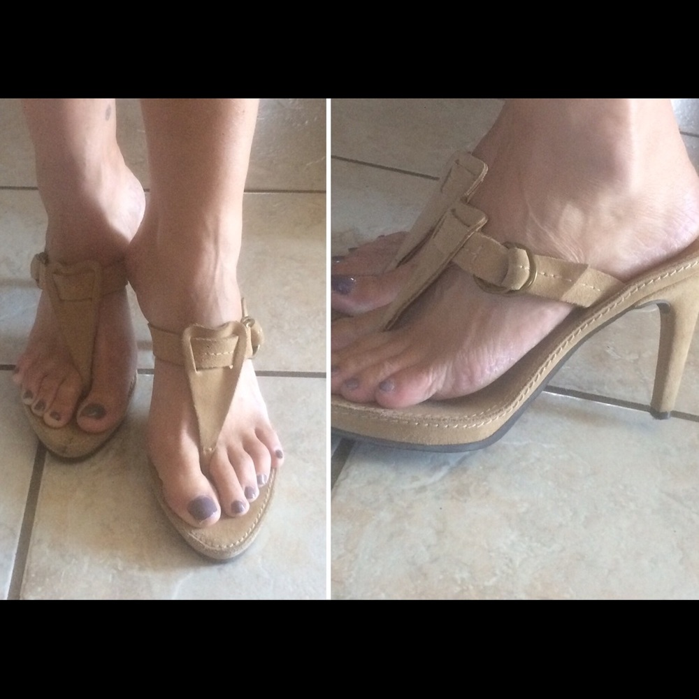 🌻BALLY Suede heels🌻